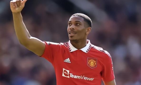 扮演重要角 扮演重要角